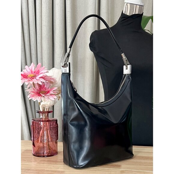 ✺✺ AUTHENTIC GUCCI PATENT LEATHER SHOULDER BAG ✺✺ - Picture 5 of 16